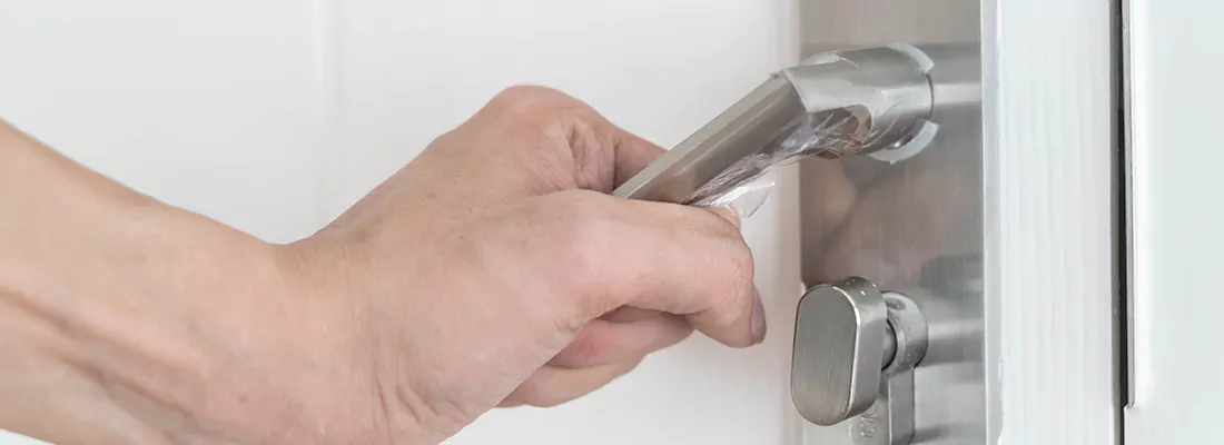 Expert Garage Door Opener Repair and Installation in Englewood, FL